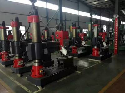 全新液壓搖臂鉆床Z3050鉆孔直徑50mm